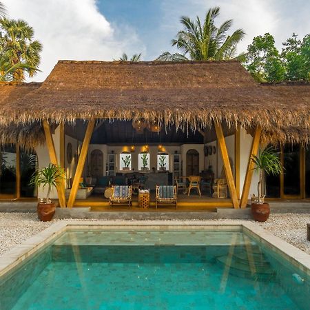 Bundi'S Villa Gili Air Bagian luar foto